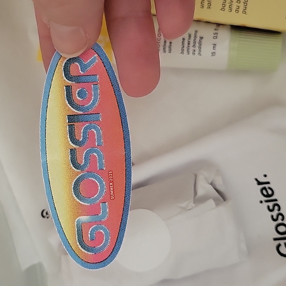 ▪︎☆ Glossier Banana Pudding Balm Dotcom & Banana Key Chain~ Balm Holder - Picture 4 of 7